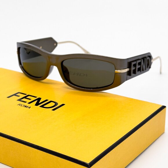 NEW FENDI FE40120I 45E SHINY BROWN WOMEN SUNGLASSES FENDI - Picture 1 of 12